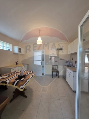 Casă / Vilă de vânzare in Medias, str. Ghioceilor - imagine 13