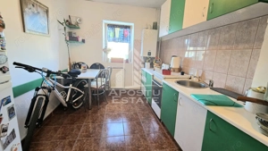 Apartament cu 2 camere, centrala proprie, etaj intermediar, Lipovei - imagine 8