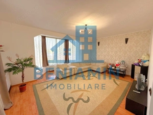 Casa P+1 - 703mp teren - 176mp casa - panouri solare - Consul