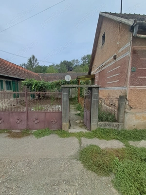 Casa in Nadas Judetul Arad - imagine 2