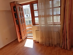 De vânzare sau inchiriere spațiu 300  - imagine 3