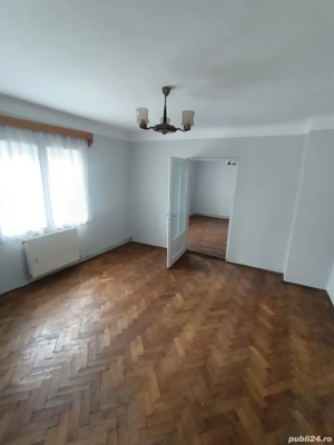 Casa de vânzare str. Cuza Vodă - Central - imagine 4