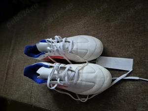 Încălțăminte fotbal