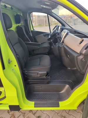 Renault Trafic L1H1 1.6 - 95 cp, an 2017, Garantie 12 luni !  - imagine 9