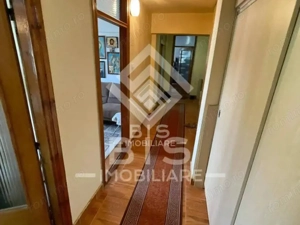 Apartament 3 camere - Zona Sens - imagine 19