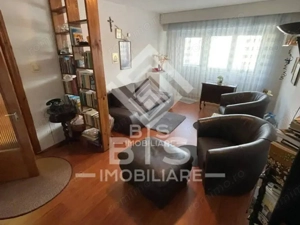Apartament 3 camere - Zona Sens - imagine 10