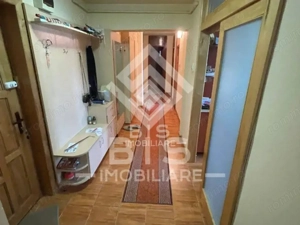 Apartament 3 camere - Zona Sens - imagine 4