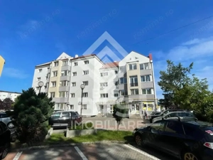 Apartament 3 camere - Zona Sens