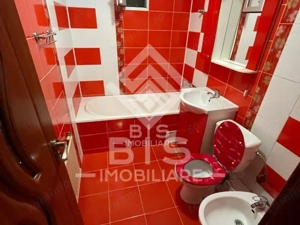 Apartament spaţios 3 camere - Bdul Independentei - imagine 11 Apartament spaţios 3 camere - Bdul Independentei - imagine 11