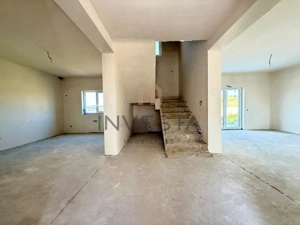 Vila Spațioasă 500mp în Chinteni ideală pentru Familie sau Investiție! - imagine 3