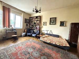 Apartament Central cu 3 Camere, Etaj 1, Ideal Locuinta sau Investitie - imagine 2