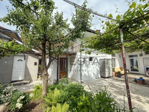 Apartament  78 mp utili cu gradina de 100 mp pe strada Brasov!