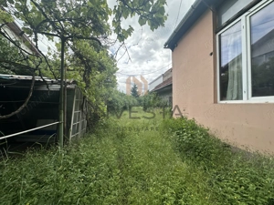 Teren retras de la arterta principala! Zona Iugoslaviei! - imagine 2