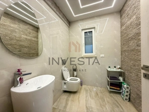 Casa moderna, spatioasa , pe o strada privata retrasa! - imagine 8