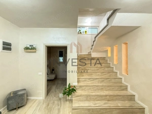 Casa moderna, spatioasa , pe o strada privata retrasa! - imagine 5