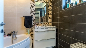 Casa insiruita intr-o zona linisitita! - imagine 11