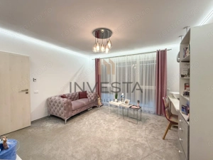 Casa moderna, spatioasa , pe o strada privata retrasa! - imagine 11