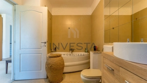 Casa insiruita intr-o zona linisitita! - imagine 15