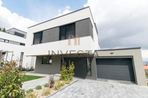 Vila moderna cu priveliste panoramica!