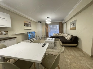 Apartament spatios, cu 3 camere / Zona Buna Ziua