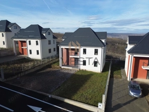 Calitate Premium/Casa individuala/Strada noua - imagine 2
