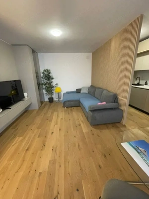 Apartament de Lux cu Terasă Spațioasă - Crângași, 2 min Metrou și Piață