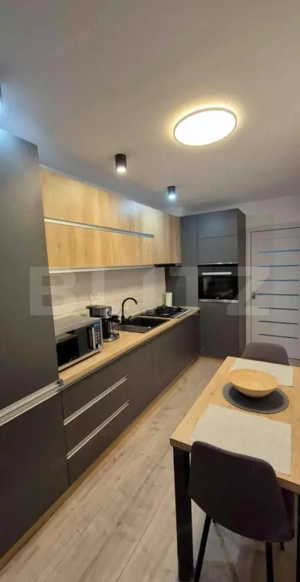 Apartament superb cu 3 camere, 2 bai, 70 mp, zona Astra