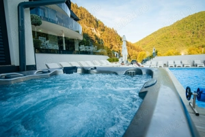 Cazare Craciun Sibiu Revelion SPA Piscina Jacuzzi - Carpentiere Arena - imagine 2