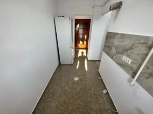 Apartament 2 camere decomandat recent renovat - imagine 3