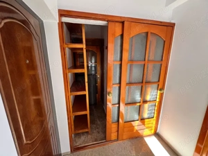 Apartament 2 camere decomandat recent renovat - imagine 2