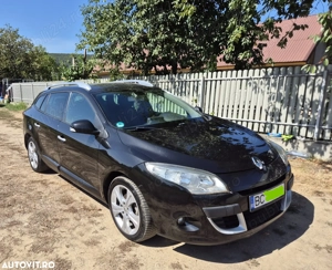Renault Megane 1.9 dCi FAP Dynamique - imagine 10