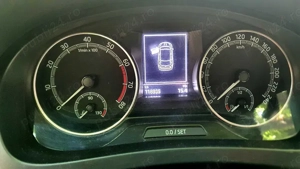 Skoda Rapid Spaceback 2018 benzina-7700 Euro ușor negociabil  - imagine 7