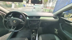 Skoda Rapid Spaceback 2018 benzina-7700 Euro ușor negociabil  - imagine 4