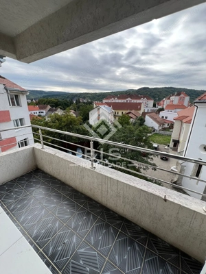 Apartament modern cu 3 camere - Zona Ultracentrala - imagine 8