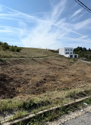 Vand teren intravilan zona 700 - imagine 2