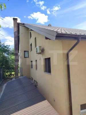 Apartament 4 camere, pe 2 nivele, 164 mp utili, cartier Burdujeni-Sat - imagine 11 Apartament 4 camere, pe 2 nivele, 164 mp utili, cartier Burdujeni-Sat - imagine 11