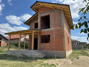 Casa individuala - zona excelenta - toate utilitatile - posibilitate de cumparare la cheie sau la ro
