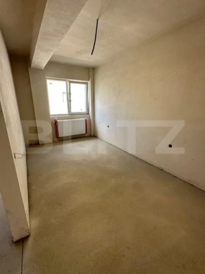 Apartament semifinisat, bucatarie inchisa, dressing, parcare, zona Terra - imagine 4