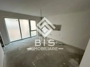Apartamente 3 camere - Bloc Nou - imagine 11