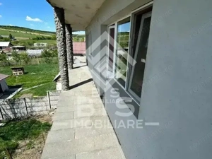 Casa spatioasa pe 3 nivele - Sigmir - imagine 20