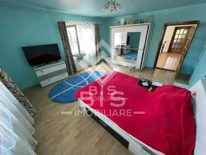 Casa spatioasa pe 3 nivele - Sigmir - imagine 10