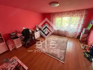 Casa spatioasa pe 3 nivele - Sigmir - imagine 6