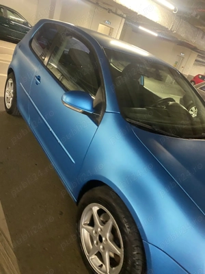 Volkswagen Golf 5 (3 usi) colantat+ subwoofer - imagine 5