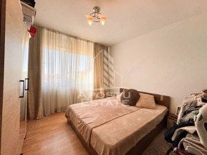Apartament 4 camere | Decomandat | 80mp | Etaj 4/5 | La cheie | Turist - imagine 3