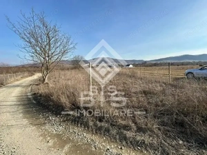 Teren intravilan Zona Unirea - imagine 3 Teren intravilan Zona Unirea - imagine 3