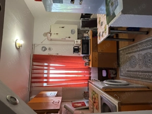 Vand urgent apartament decomandat 2 camere - imagine 5