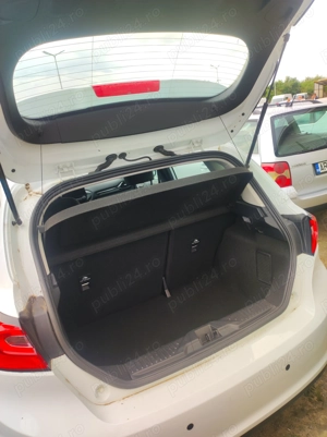 Vând Ford Fiesta 20000 km - imagine 3