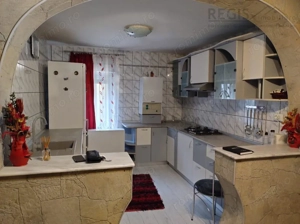 Apartament cu 3 camere, cartier Noua - imagine 3