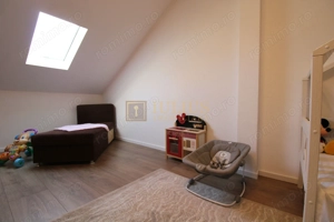 Casa in Blascovici, 5 camere + 3 bai, centrala proprie - imagine 11