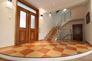 Casa in Blascovici, 5 camere + 3 bai, centrala proprie - imagine 8